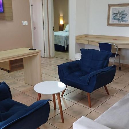 Flat Completo No Centro De Araxa - 901 Apartman Kültér fotó