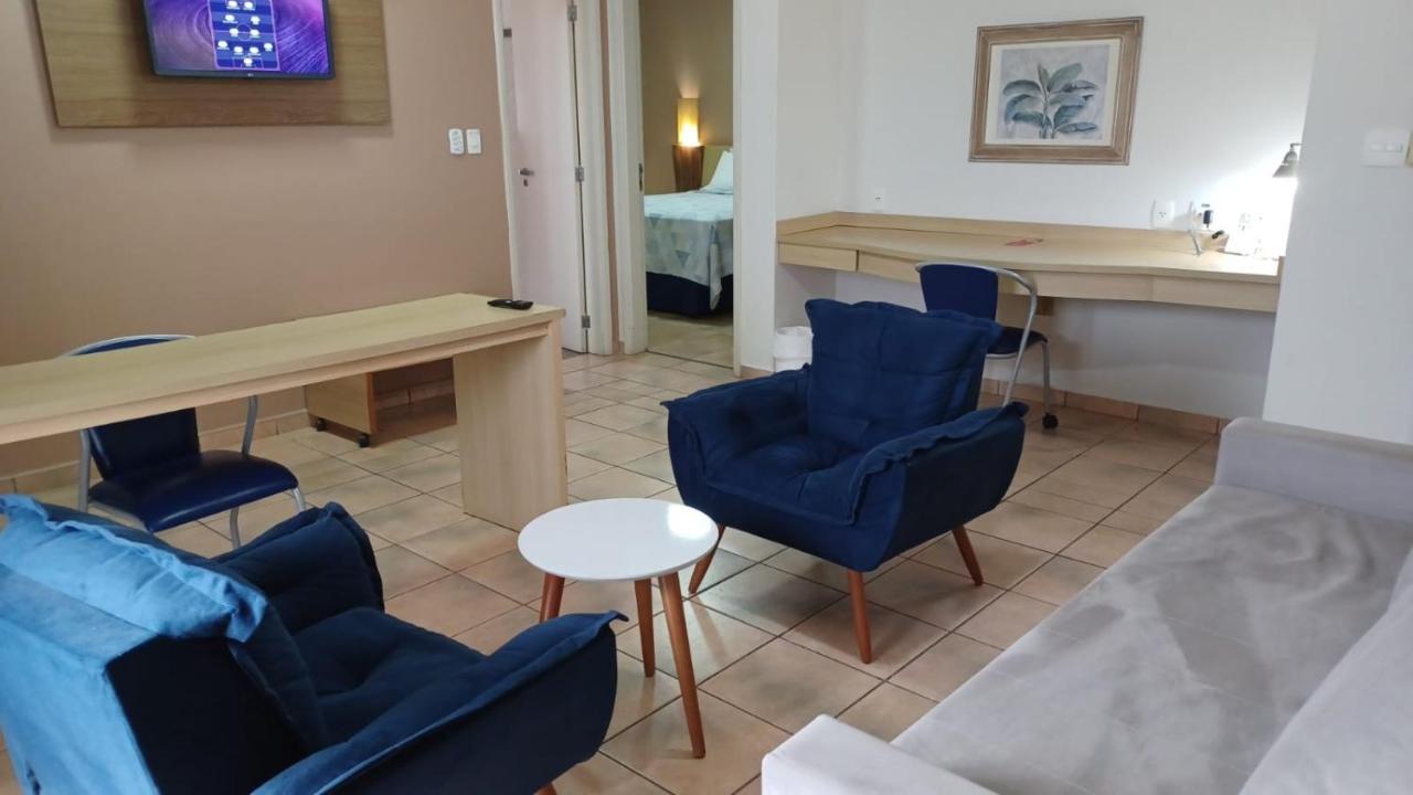 Flat Completo No Centro De Araxa - 901 Apartman Kültér fotó