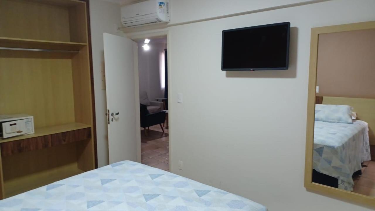 Flat Completo No Centro De Araxa - 901 Apartman Kültér fotó